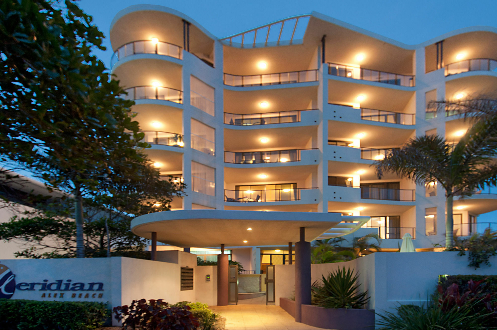 Meridian Alex Beach Apartments อเล็กซันดรา เฮดแลนด์ ภายนอก รูปภาพ